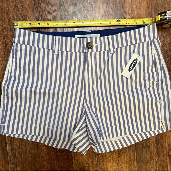 ✨Old Navy Everyday Shorts✨ - Picture 3 of 9